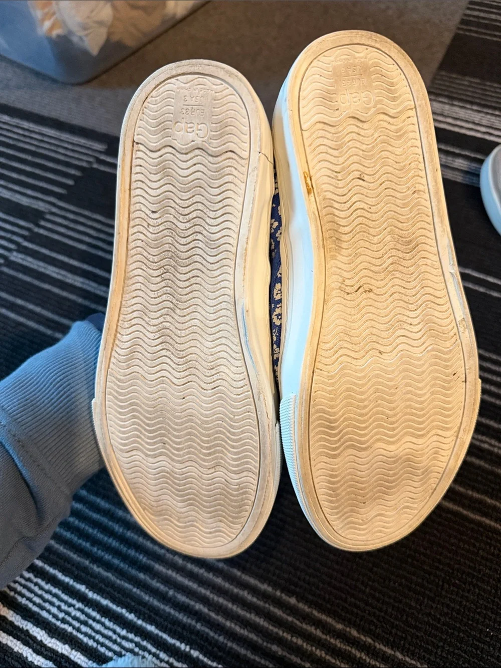 GAP easy slip